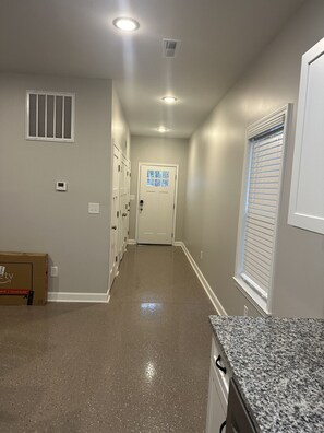Interior - The Buford T Justice Suite (Lexington)