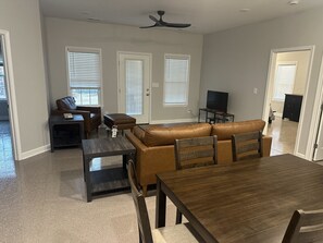 Interior - The Buford T Justice Suite (Lexington)
