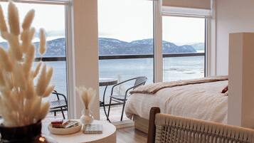 Chalet, Hot Tub, Valley View | Premium bedding, free WiFi, bed sheets