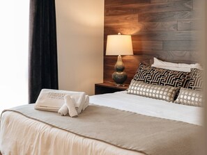 3 chambres, bureau, Wi-Fi, draps fournis