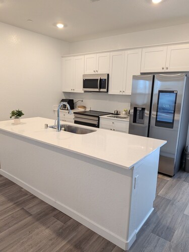 New build 3-bedroom home, near wineries, perfect for relaxing getaway