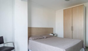 1 bedroom, bed sheets - Apartamento no Centro de Macae Proximo a Praia (Macaé)