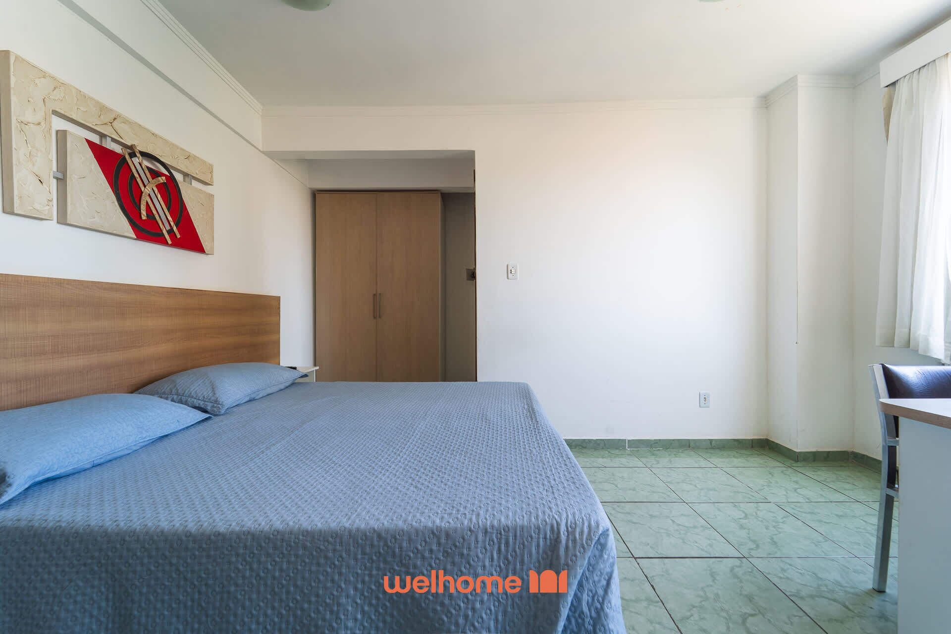 1 bedroom, bed sheets