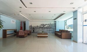 Lobby - Apartamento em Macae a 550m da Praia (Macaé)