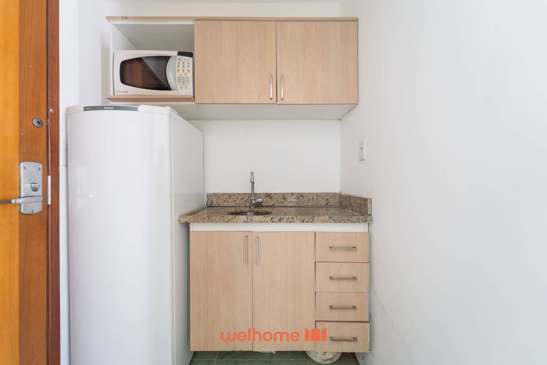 雪櫃、微波爐、廚房用具/餐具/器皿