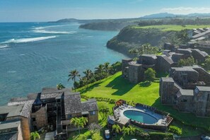 Exterior - Oceanfront Eagle’s Nest - Bali Hai Sunset Views (Princeville)