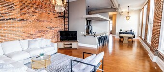 Loft Over Main: The 3rd Floor Urban Lookout 2BR