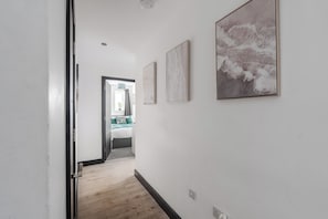 Interior - 2 Bedroom City Centre Modern Apartment Liverpool (Liverpool)