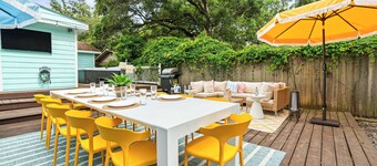 Oasis Hideaway-Pool, Pickleball, Beach & Casinos