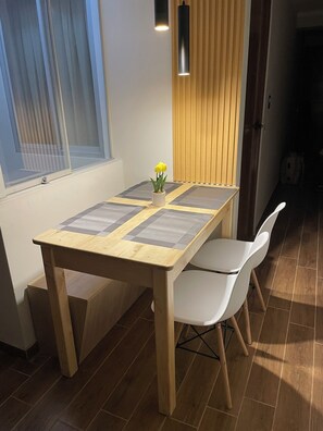 تناول الطعام