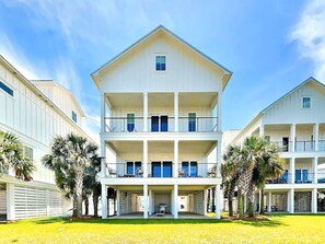 Exterior - Newly-Built Luxury Waterfront Home w. Community Pool + Boat Slip (Orange Beach)