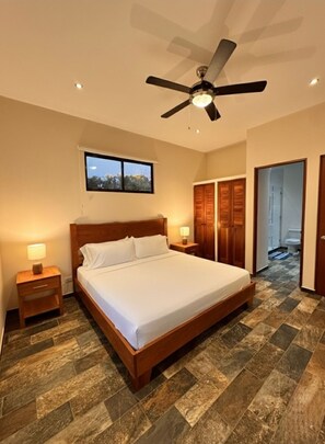 2 dormitorios, tabla de planchar con plancha, wifi gratis y ropa de cama