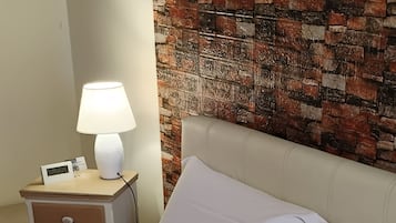 Basic-Apartment, Balkon, Stadtblick | Zimmersafe, kostenloses WLAN, Rollstuhlgeeignet