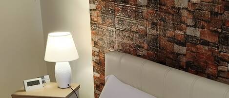 Departamento básico, balcón, vista a la ciudad | Caja de seguridad en la habitación y wifi gratis