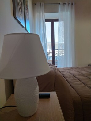 In-room safe, free WiFi, wheelchair access - Atena apartments Agrigento center (Agrigento)