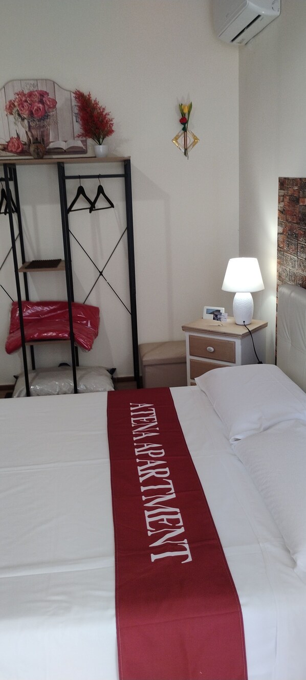 Basic Apartment, Balcony, City View | In-room safe, free WiFi, wheelchair access - Atena apartments (Agrigento)