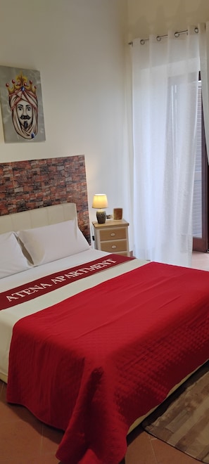 خزنة داخل الغرفة وواي فاي مجانًا وتسهيلات لدخول الكراسي المتحركة