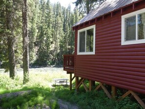 Exterior - Madison River Cabin Rental #15 (W YELLOWSTONE)