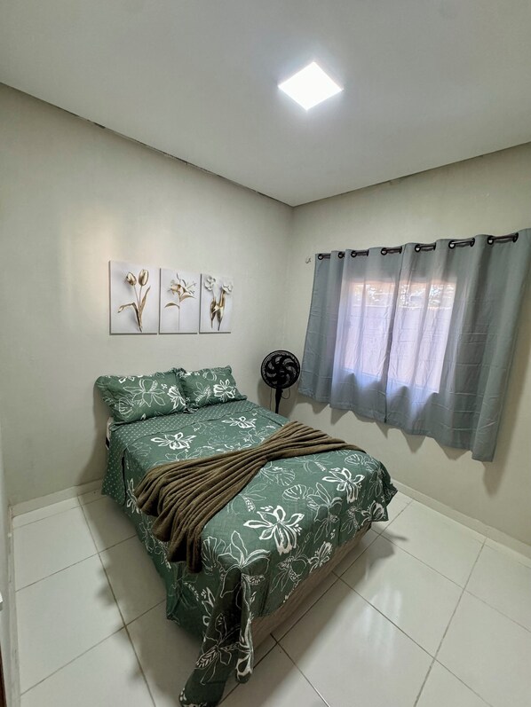 Iron/ironing board, Internet, bed sheets - House in Tutoia, breeze of the dunes. (Tutóia)