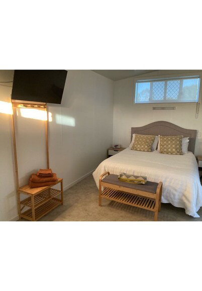 @connection road accomodation