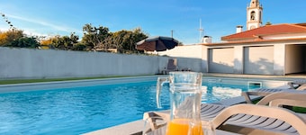 Orange Sun Retreat - Apartment with shared pool