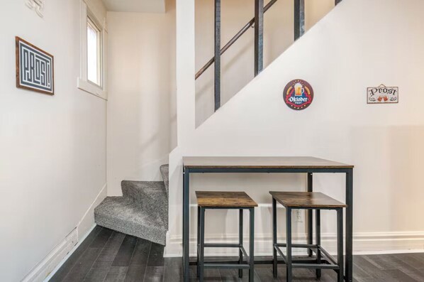 Interior - Historic German Village Cottage - Perfect Downtown Location - Highly Walkable! (Columbus)