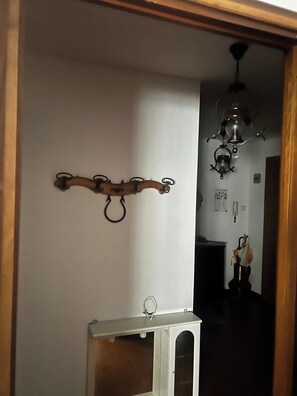 Interior - Mountain View Retreat in Limone Piemonte (Limone Piemonte)