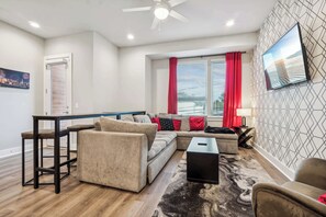 Casa | 4 dormitorios y Internet