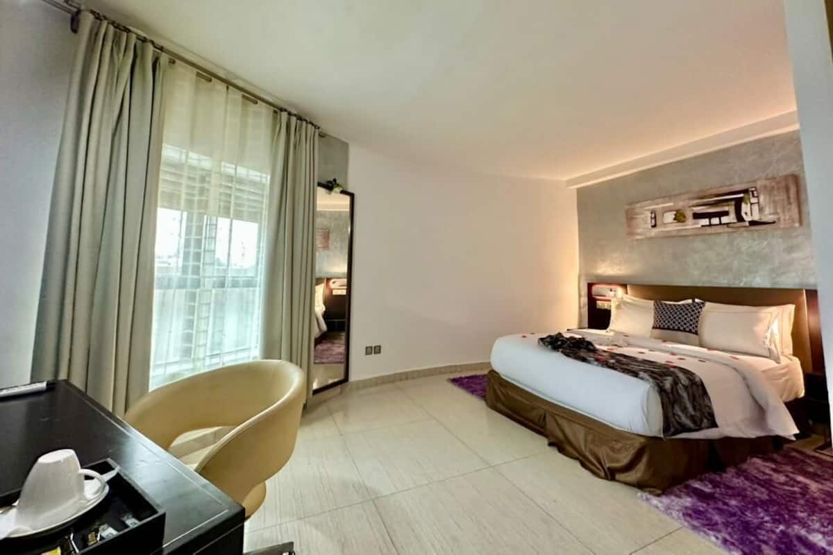 Chambre Standard, salle de bains privée | Coffres-forts dans les chambres, chambres insonorisées, Wi-Fi gratuit