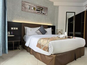 Caja de seguridad en la habitación y sistema de insonorización 