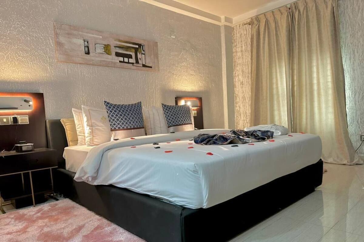 ห้องสแตนดาร์ด, ห้องน้ำส่วนตัว | ตู้นิรภัยในห้องพัก, ห้องเก็บเสียง, Wi-Fi ฟรี