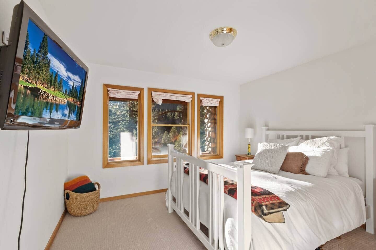 5 Schlafzimmer, Bügeleisen/Bügelbrett, WLAN, Bettwäsche