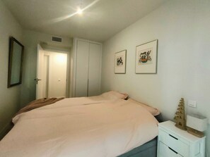 2 bedrooms, iron/ironing board, free WiFi, bed sheets - Perfect 2 Bedr Holiday Apartment in Javea (Javea)