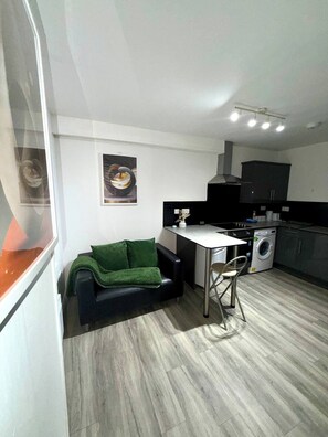 Interior - Lovely apartment in Preston perfect for your next getaway (Preston)