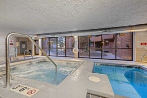 Pool - 2BR Escape for 6 Overlooking Marina & Lake Dillon! (Dillon)