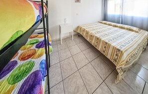 Room - 3 bedroom lovely apartment in Rosolina Mare (RO) (Rosolina Mare (RO))