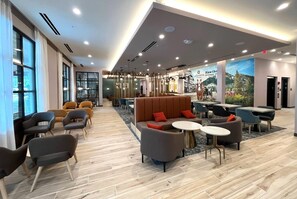 Lobby - Hawthorn Extended Stay By Wyndham Leavenworth (Leavenworth)