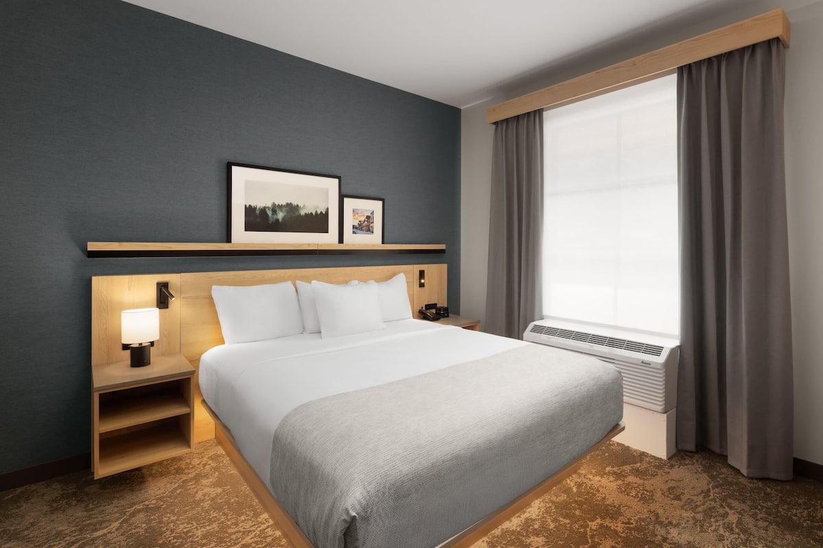 Literie de qualité supérieure, fer et planche à repasser, Wi-Fi gratuit