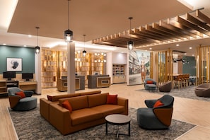 Lobby - La Quinta Inn And Suites By Wyndham Leavenworth (Leavenworth)