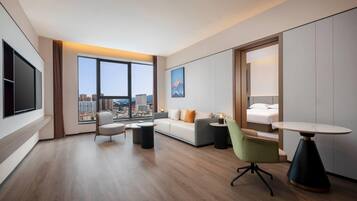 Suite ejecutiva, 1 cama de matrimonio grande, no fumadores, vistas a la ciudad
