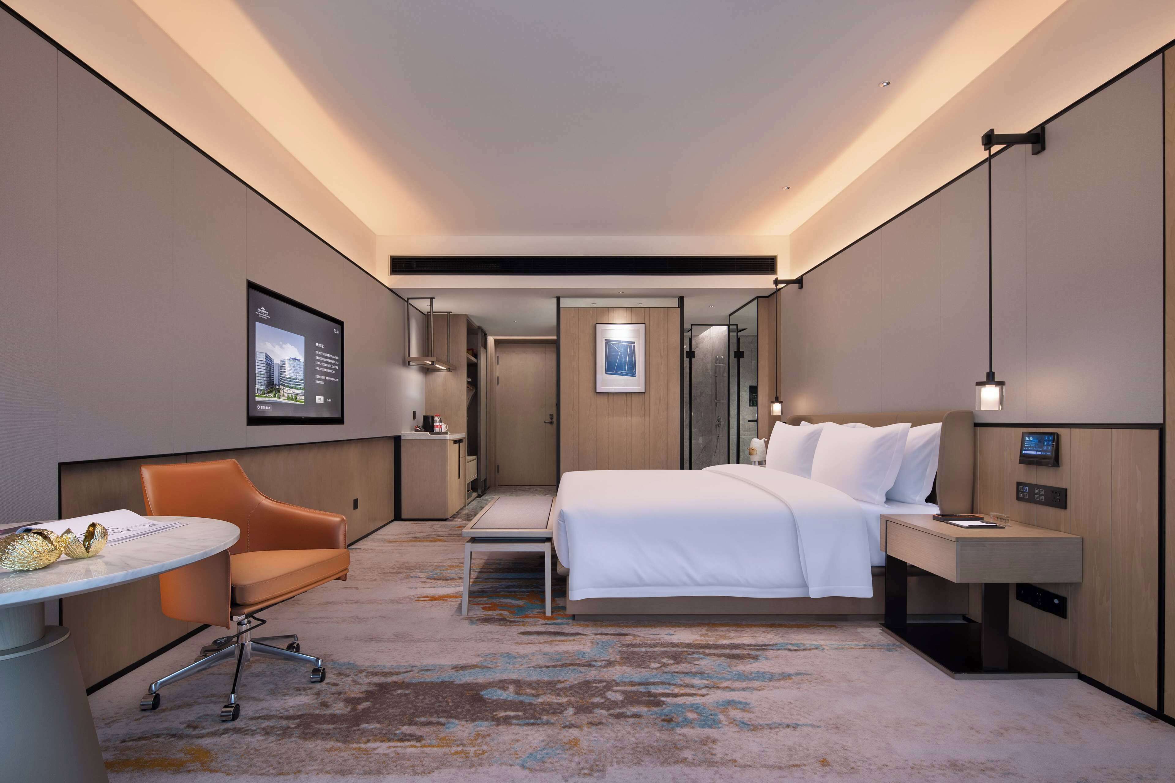 Room, 1 King Bed, Non Smoking