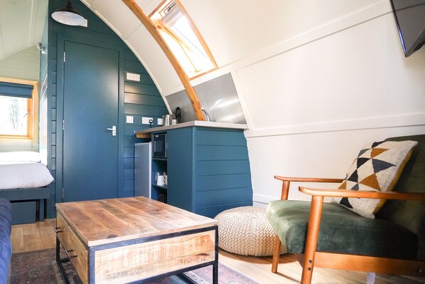 المنشأة من الداخل