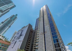 Exterior - Amazing 3 Bedrooms Cornet Unit Downtown Miami (Miami)