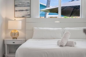 Room - Stunning Tropical Heated Pool House Near The Beach (Boynton Beach)