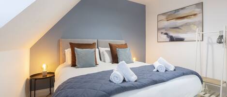 4 Schlafzimmer, Bügeleisen/Bügelbrett, kostenloses WLAN, Bettwäsche