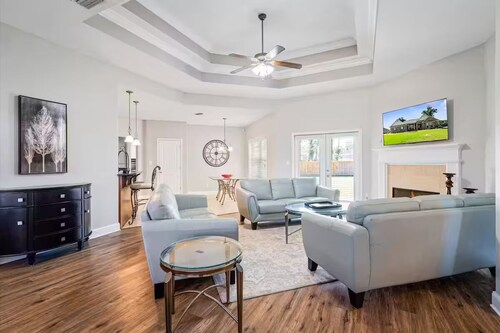 Spacious 4 bedroom/2 bath in Sweet Home Alabama