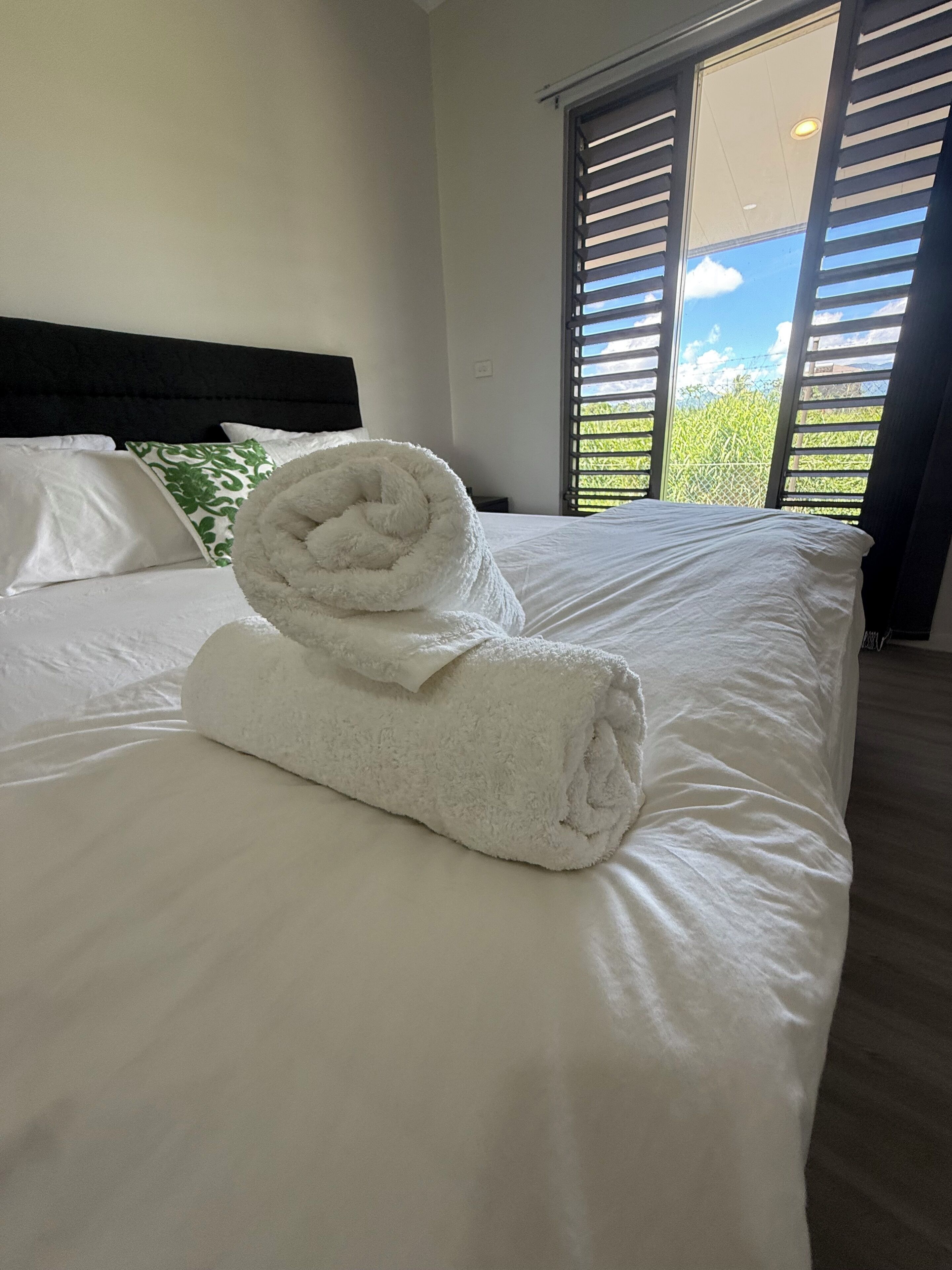 Silitysrauta/-lauta, vuodevaatteet