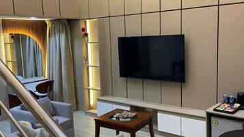 總統客房, 2 間臥室 | 客房內保險箱、書桌、筆電工作空間、遮光布/窗簾