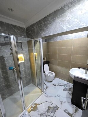 Chambre Présidentielle | Salle de bain | Chaussons