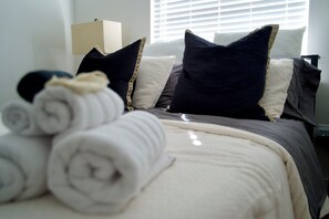 3 Schlafzimmer, Bügeleisen/Bügelbrett, WLAN, Bettwäsche